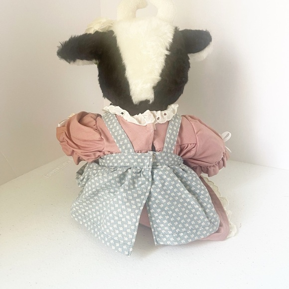 Country Cottage Decor Cow in dress - Picture 2 of 3